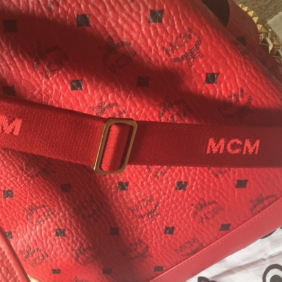 NWOT 100%authentic MCM md backpack w/studs SOLD OT - Picture 8 of 8